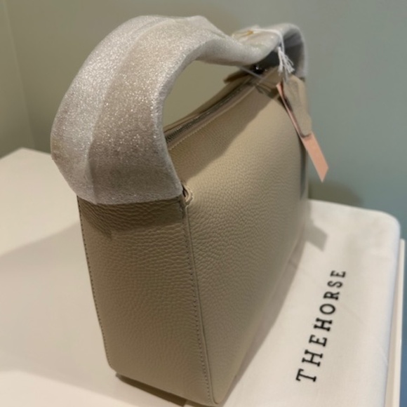 The Horse Mae Bag in Oat -NWT - Picture 2 of 5